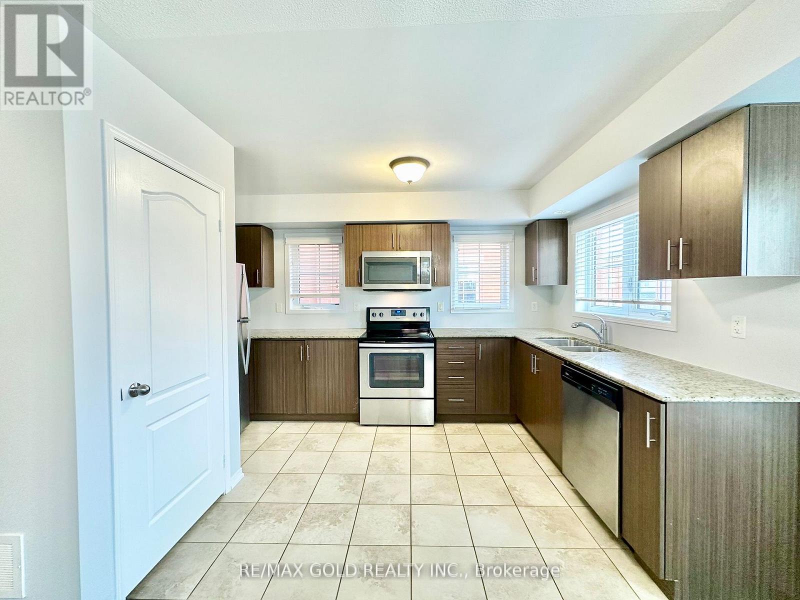 11 - 2476 Post Road, Oakville, Ontario  L6H 0K1 - Photo 8 - W13241484