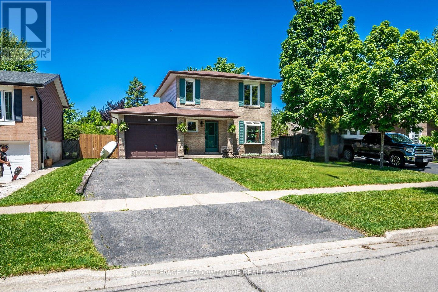889 Morley Avenue, Milton, Ontario  L9T 4Y2 - Photo 2 - W13241532