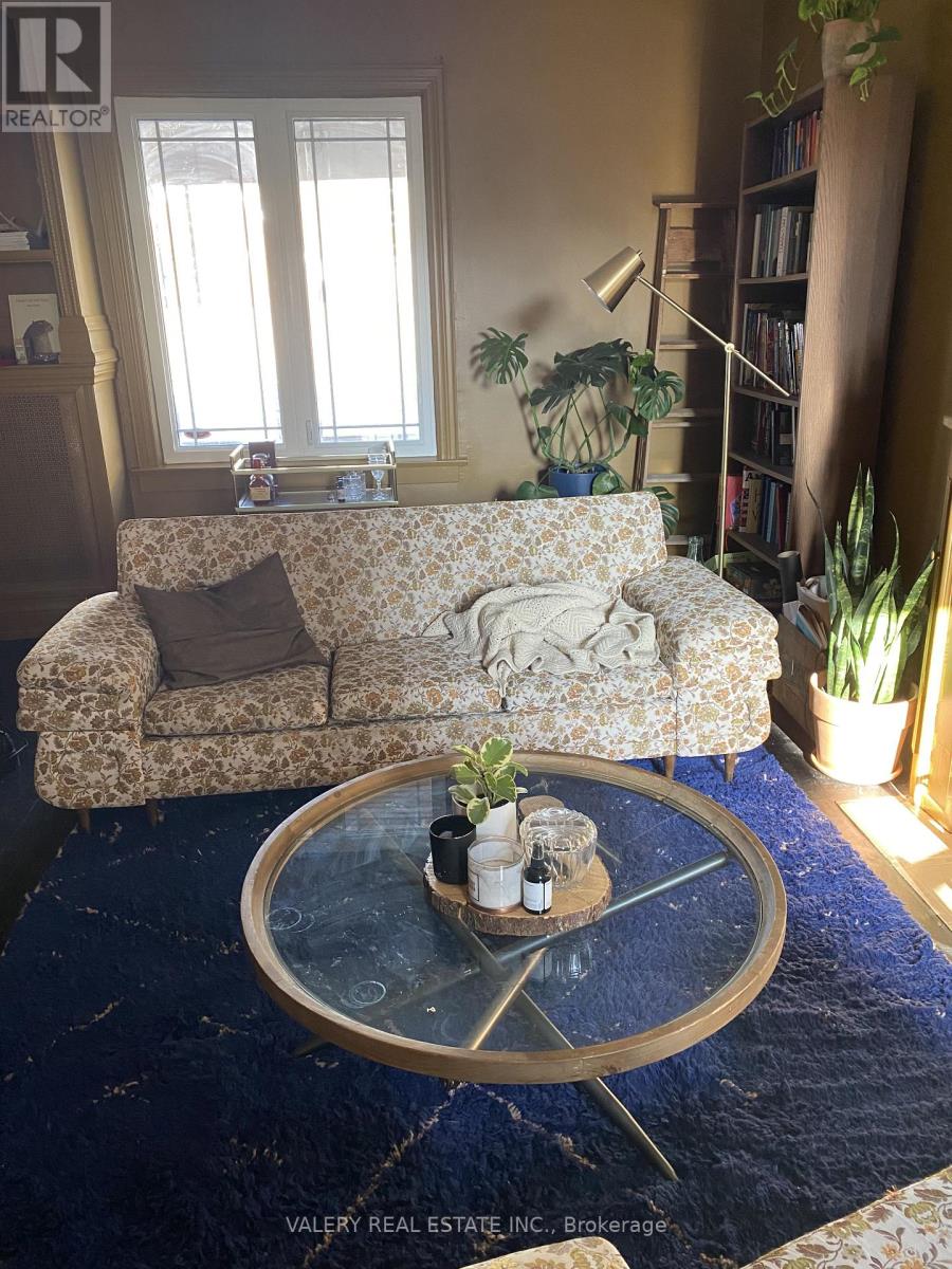 Main - 8 Boon Avenue, Toronto, Ontario  M6E 3Z3 - Photo 10 - W13241608