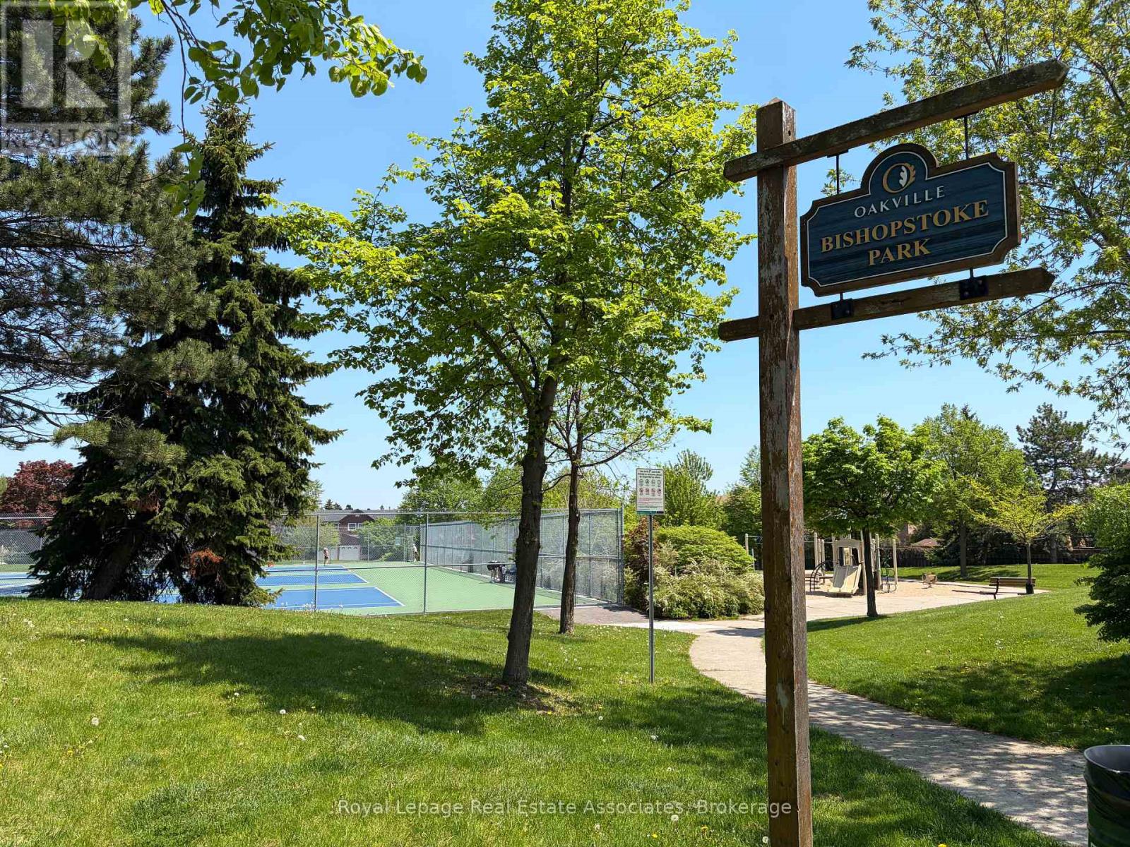 1308 Valerie Crescent, Oakville, Ontario  L6J 7E2 - Photo 40 - W13241624