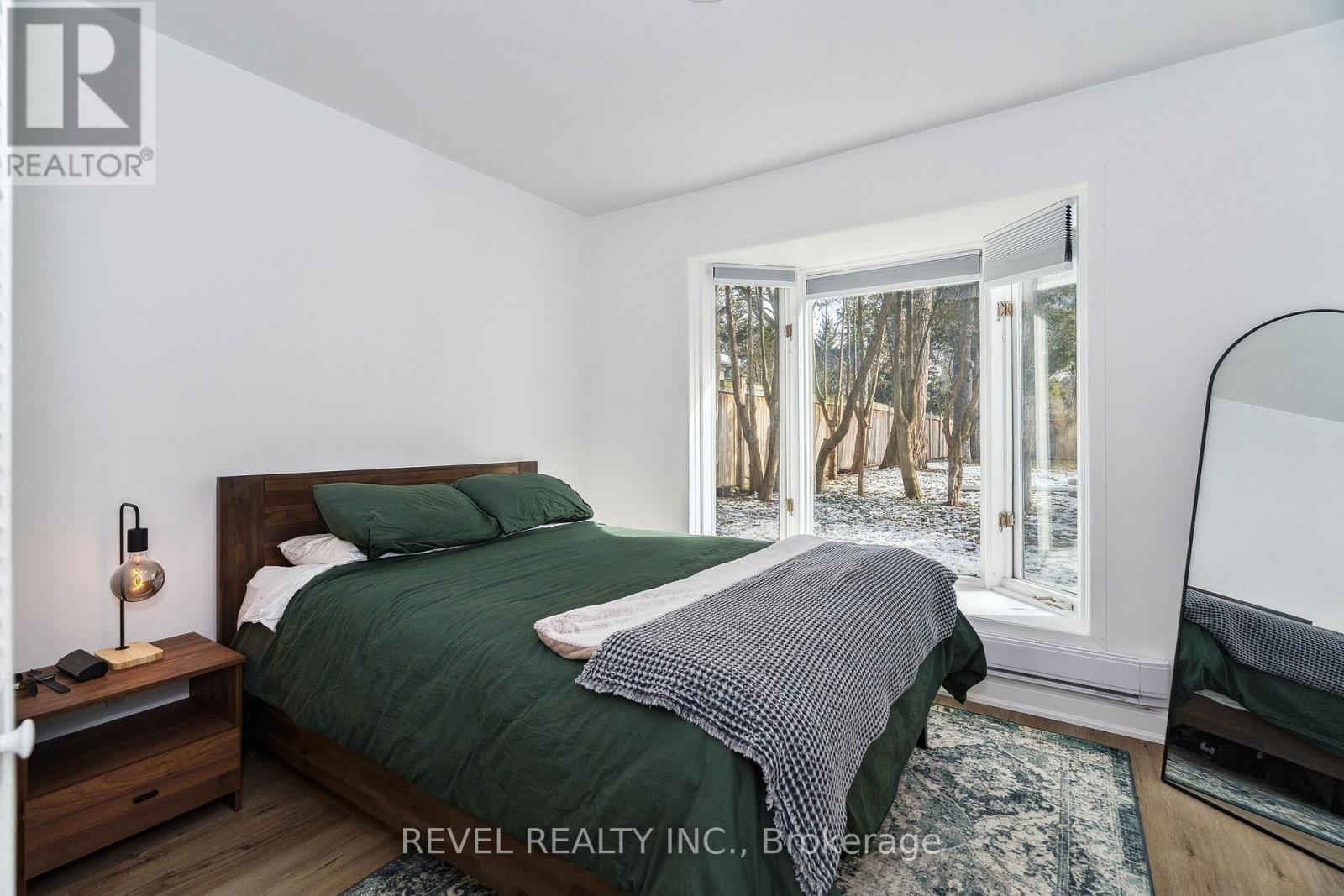1182 Linbrook Road, Oakville, Ontario  L6J 2L4 - Photo 5 - W13241638