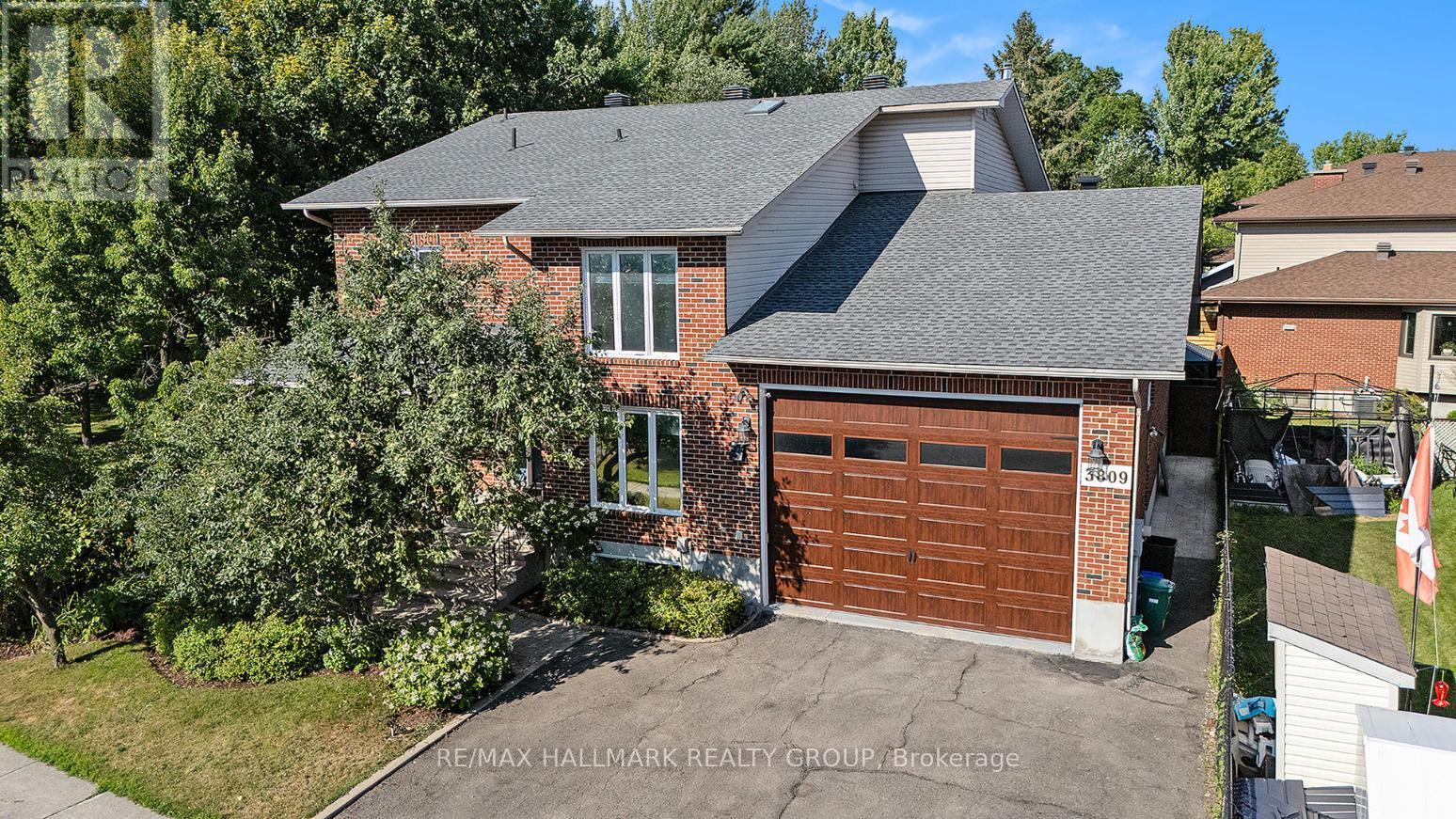 3809 ALDERWOOD STREET, Ottawa, Ontario
