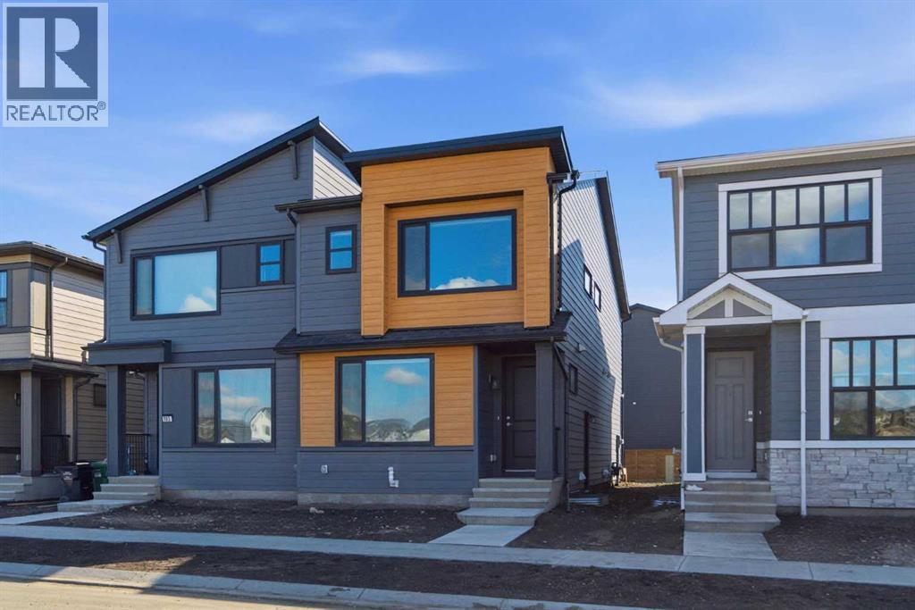 107 Royston Way NW, Calgary, Alberta