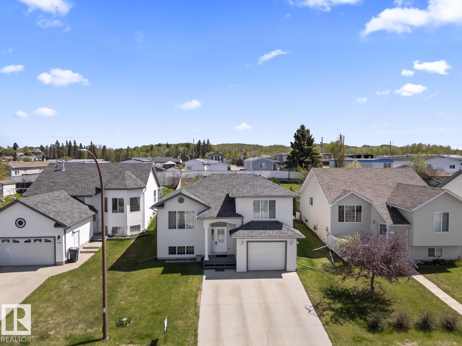 4805 45 St, Cold Lake, Alberta  T9M 1N7 - Photo 1 - E4484130
