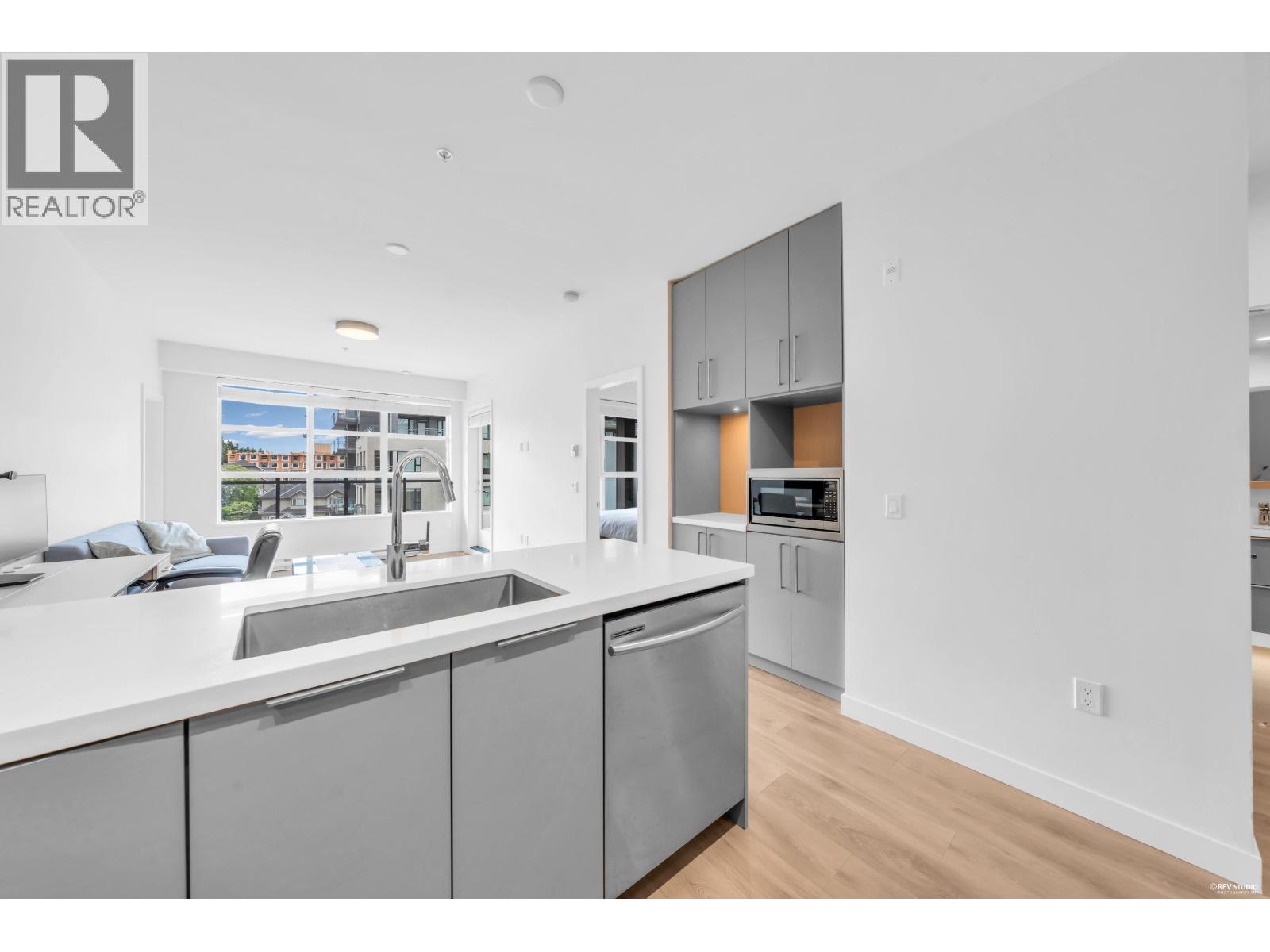 Listing image 6