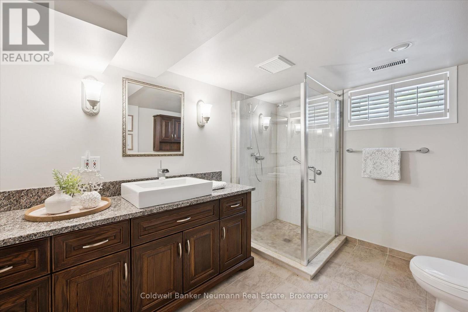 9 Ottawa Crescent, Guelph, Ontario  N1E 2A4 - Photo 27 - X13241756
