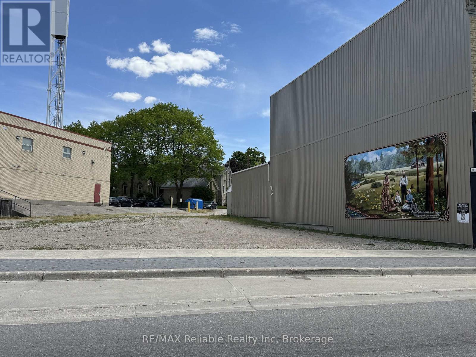 17 Albert Street, Central Huron, Ontario  N0M 1L0 - Photo 4 - X13241980