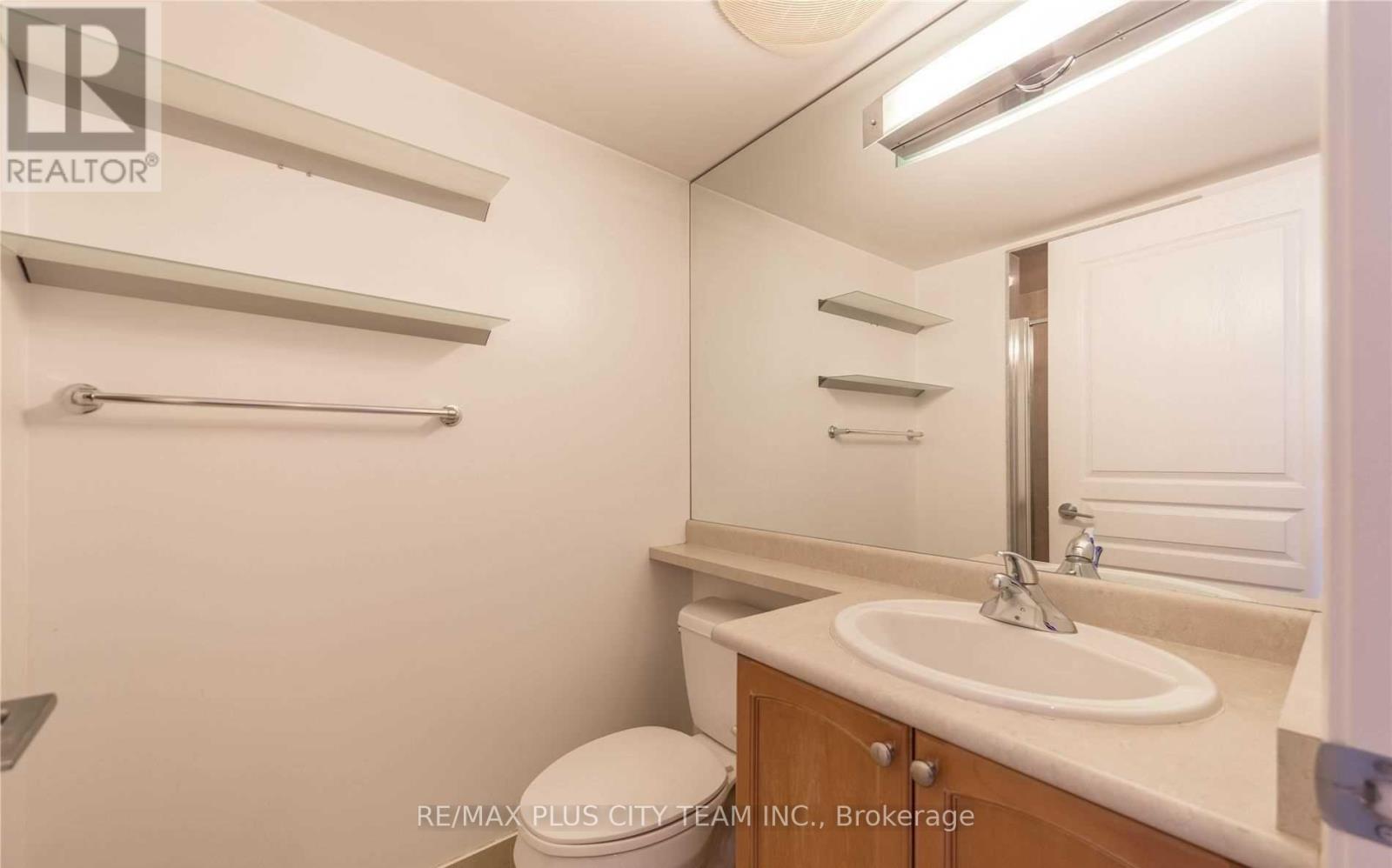 1809 - 18 Yonge Street, Toronto, Ontario  M5E 1Z8 - Photo 8 - C13240886