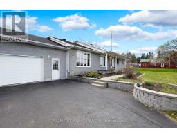 902 RUE ELIZABETH STREET, Alfred and Plantagenet, Ontario
