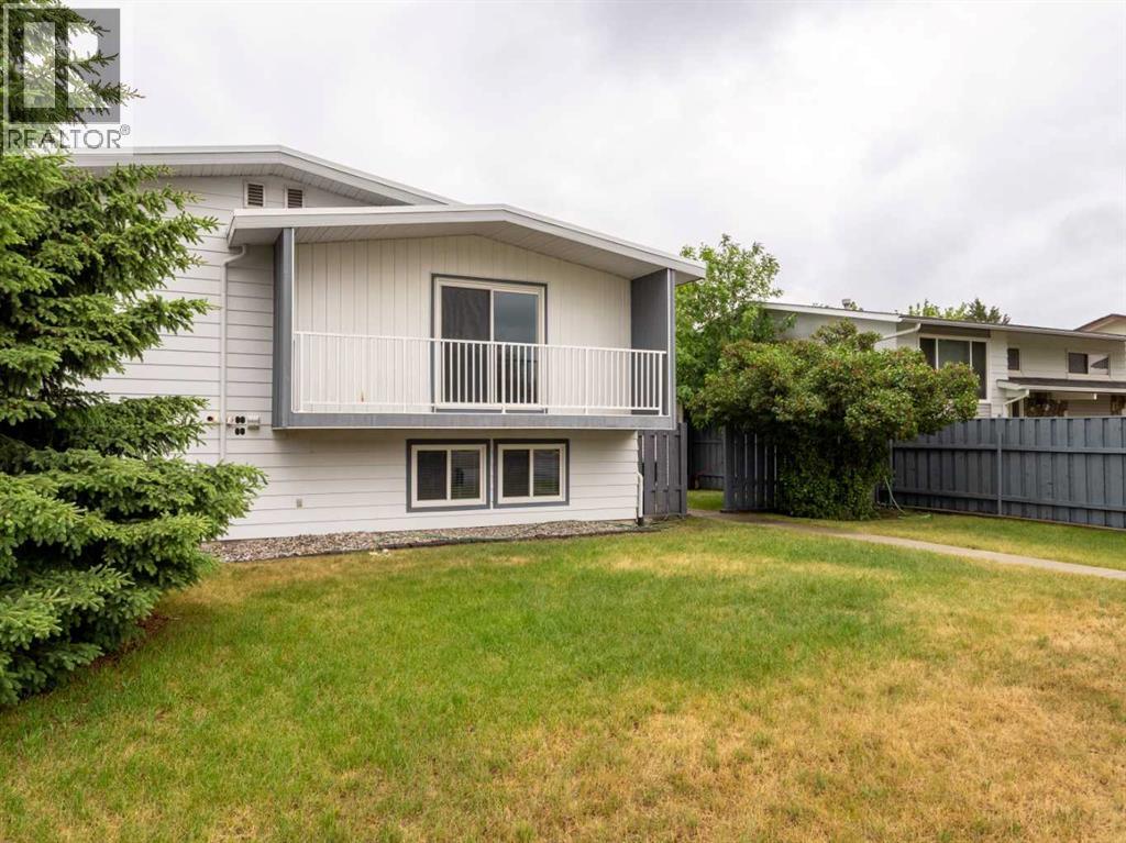 1, 269 Laval Boulevard W, Lethbridge, Alberta  T1K 4E2 - Photo 2 - A2315815