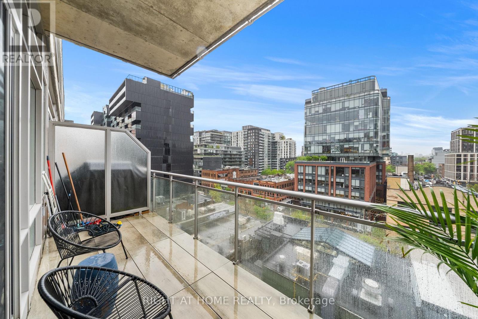 807 - 66 Portland Street, Toronto, Ontario  M5V 2M6 - Photo 23 - C13241656