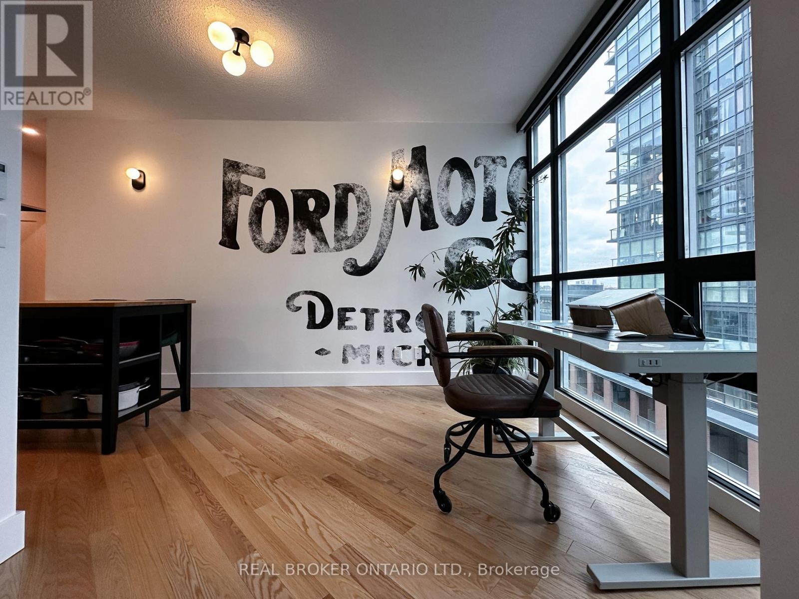 903 - 15 Bruyeres Mews, Toronto, Ontario  M5V 0A7 - Photo 6 - C13241668
