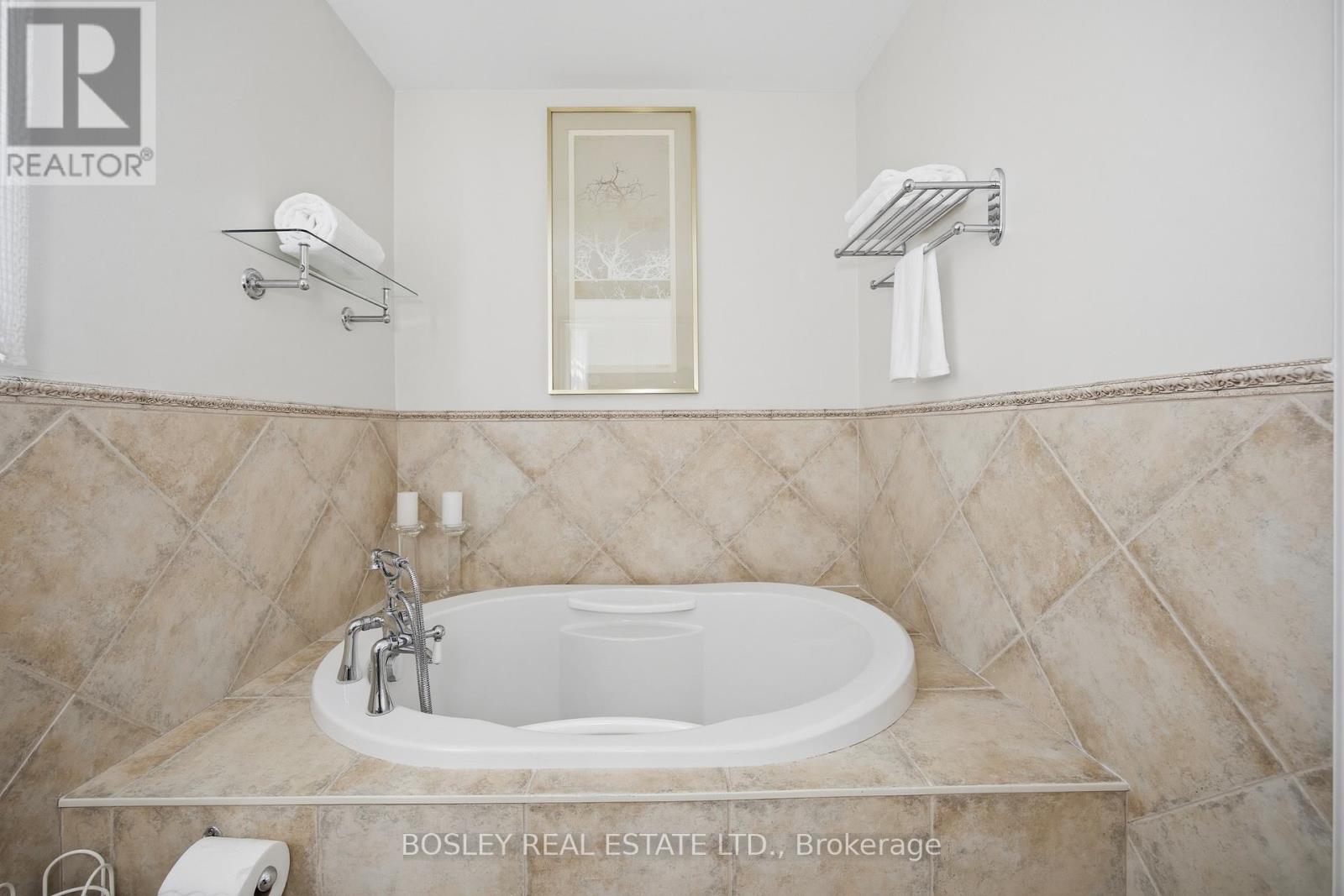 71 Sutherland Drive, Toronto, Ontario  M4G 1H6 - Photo 36 - C13241674