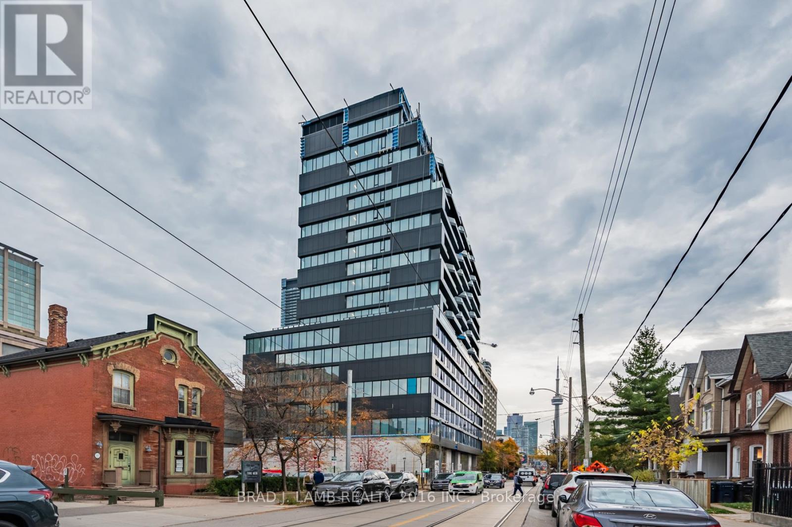 1005 - 195 MCCAUL STREET, Toronto, Ontario