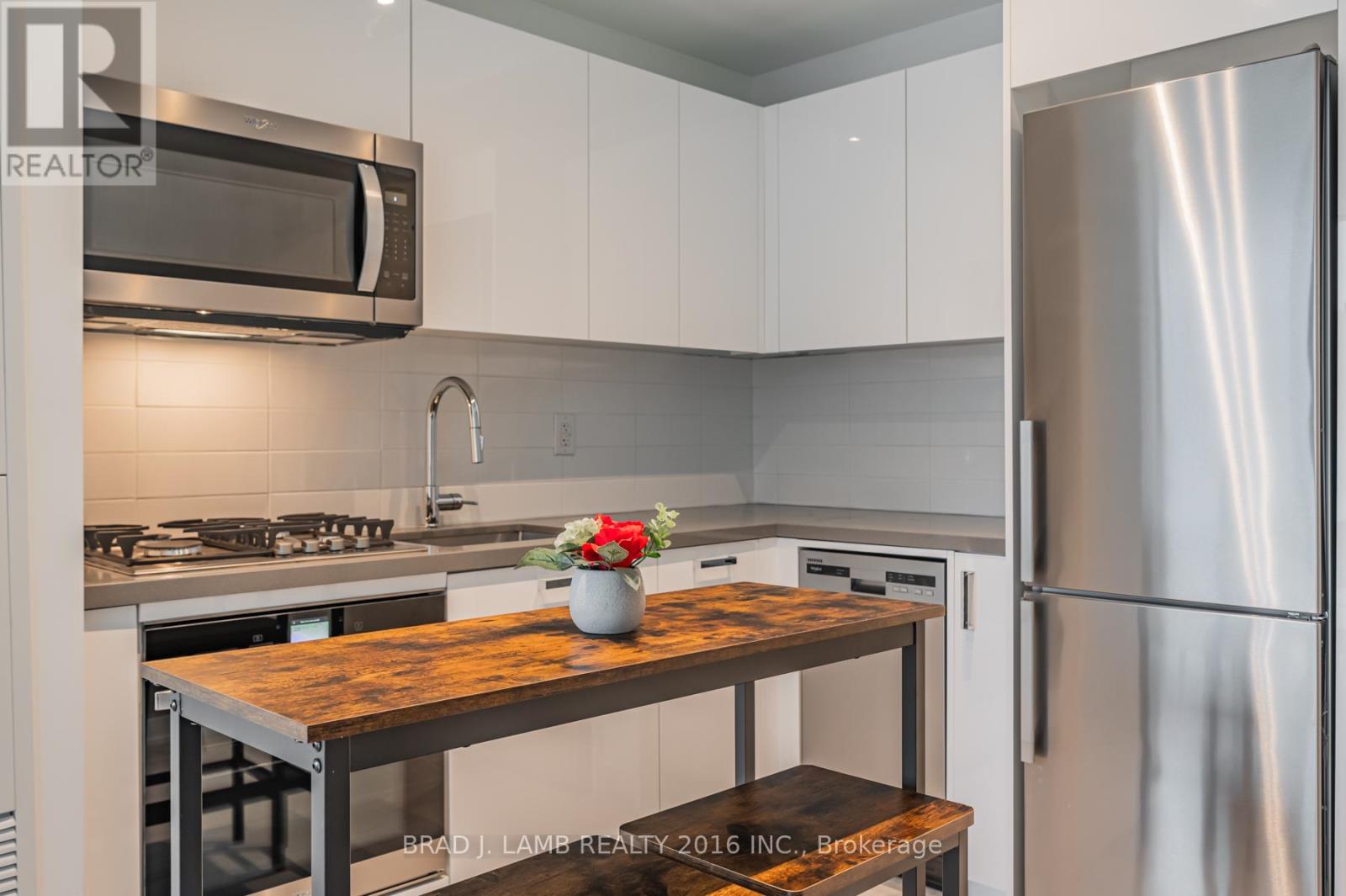 1005 - 195 Mccaul Street, Toronto, Ontario  M5T 0E5 - Photo 6 - C13241696