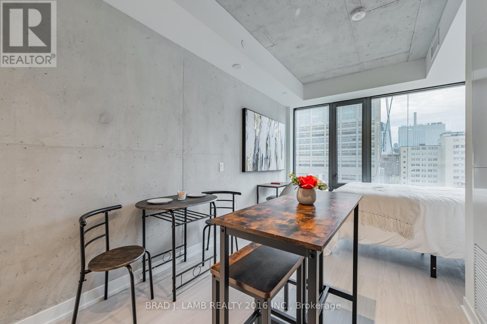 1005 - 195 Mccaul Street, Toronto, Ontario  M5T 0E5 - Photo 8 - C13241696