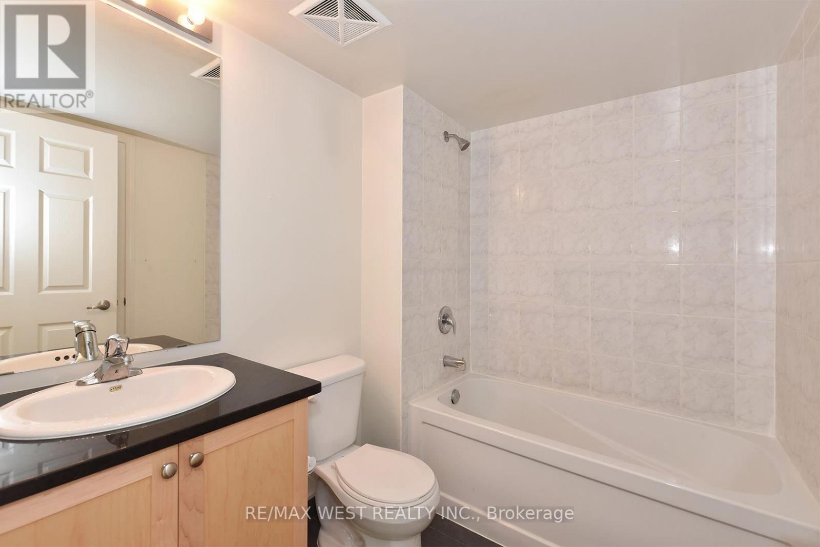 1512 - 25 Lower Simcoe Street, Toronto, Ontario  M5J 3A1 - Photo 19 - C13241838