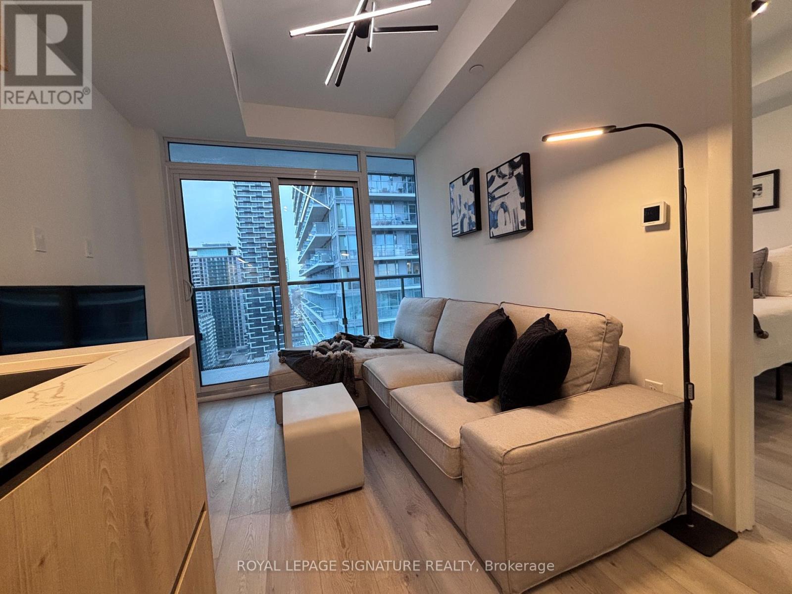 2104 - 127 Broadway Avenue, Toronto, Ontario  M4P 1V4 - Photo 12 - C13241850