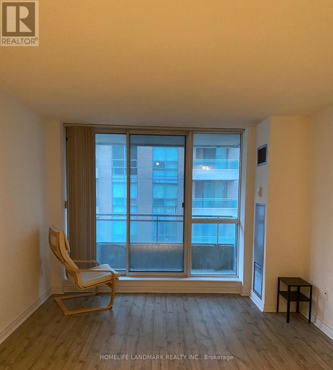 1202 - 29 Pemberton Avenue, Toronto, Ontario  M2M 4L5 - Photo 2 - C13241960