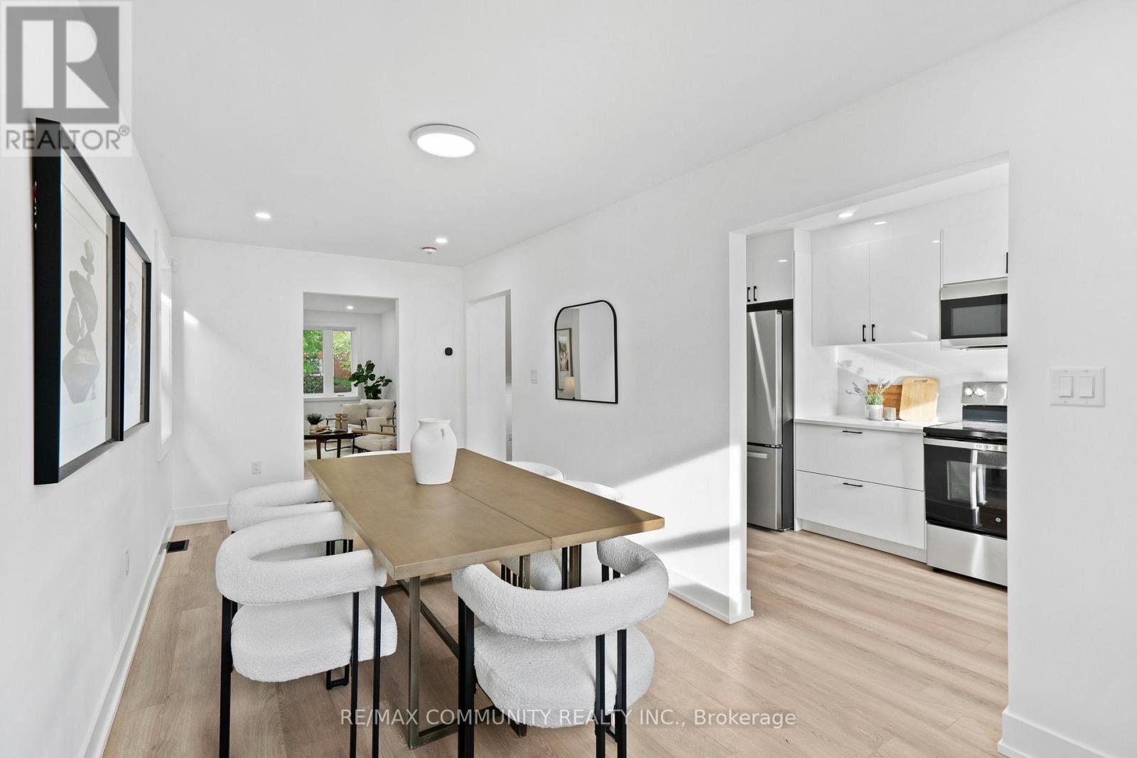 340 Albany Avenue, Toronto, Ontario  M5R 3C9 - Photo 10 - C13241962