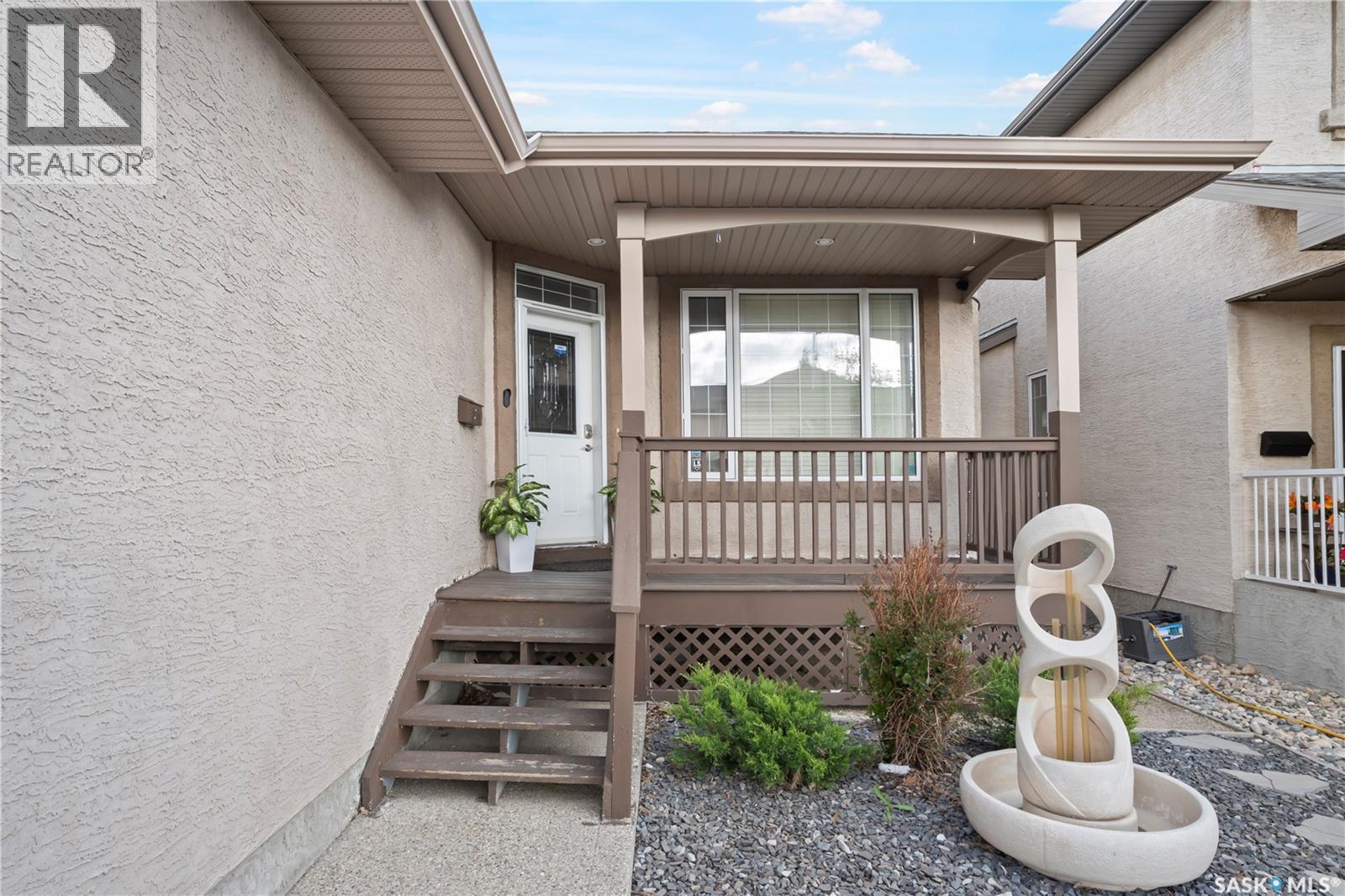 4651 Sherlock Drive, Regina, Saskatchewan  S4X 0B5 - Photo 3 - SK038235