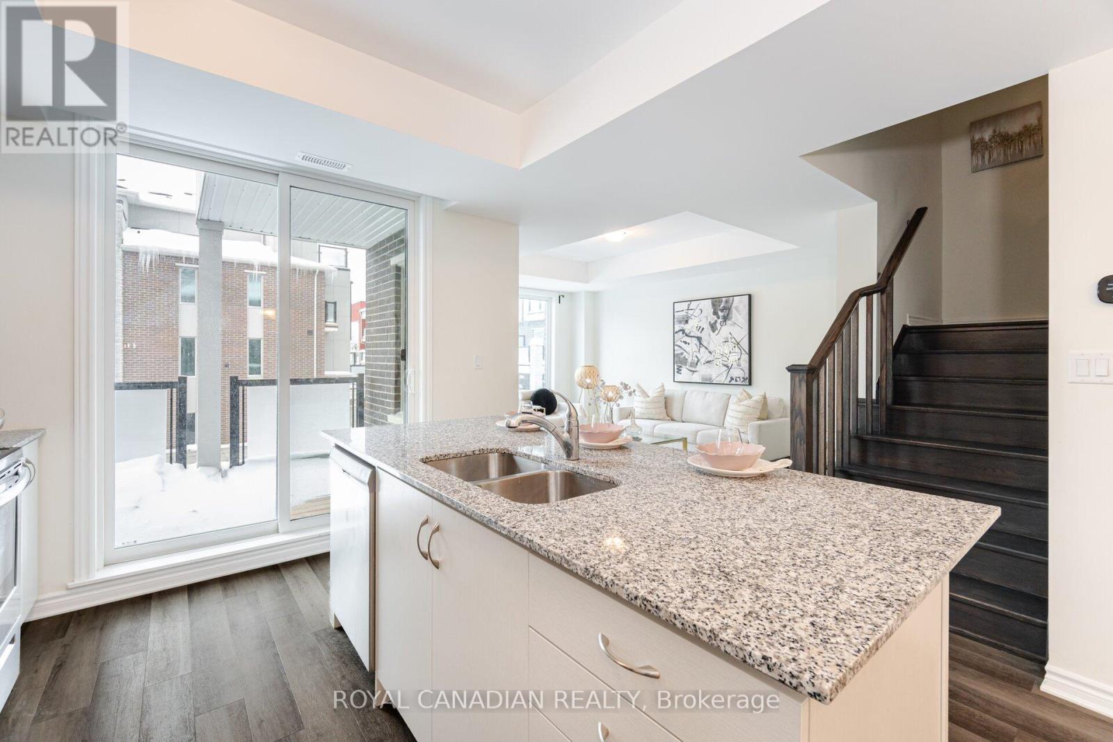 401 - 1034 Reflection Place, Pickering, Ontario  L1X 0L1 - Photo 7 - E13241862