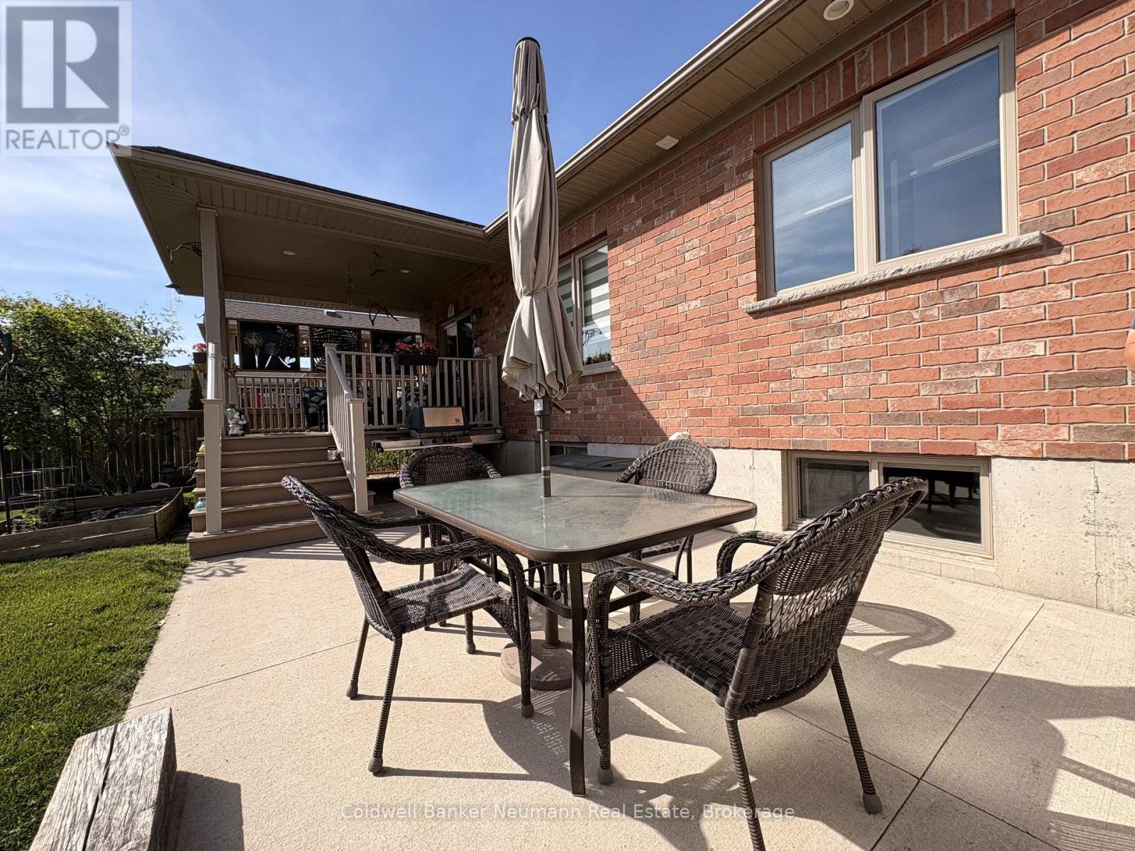 12 Brown Street S, Minto, Ontario  N0G 1M0 - Photo 30 - X12918044