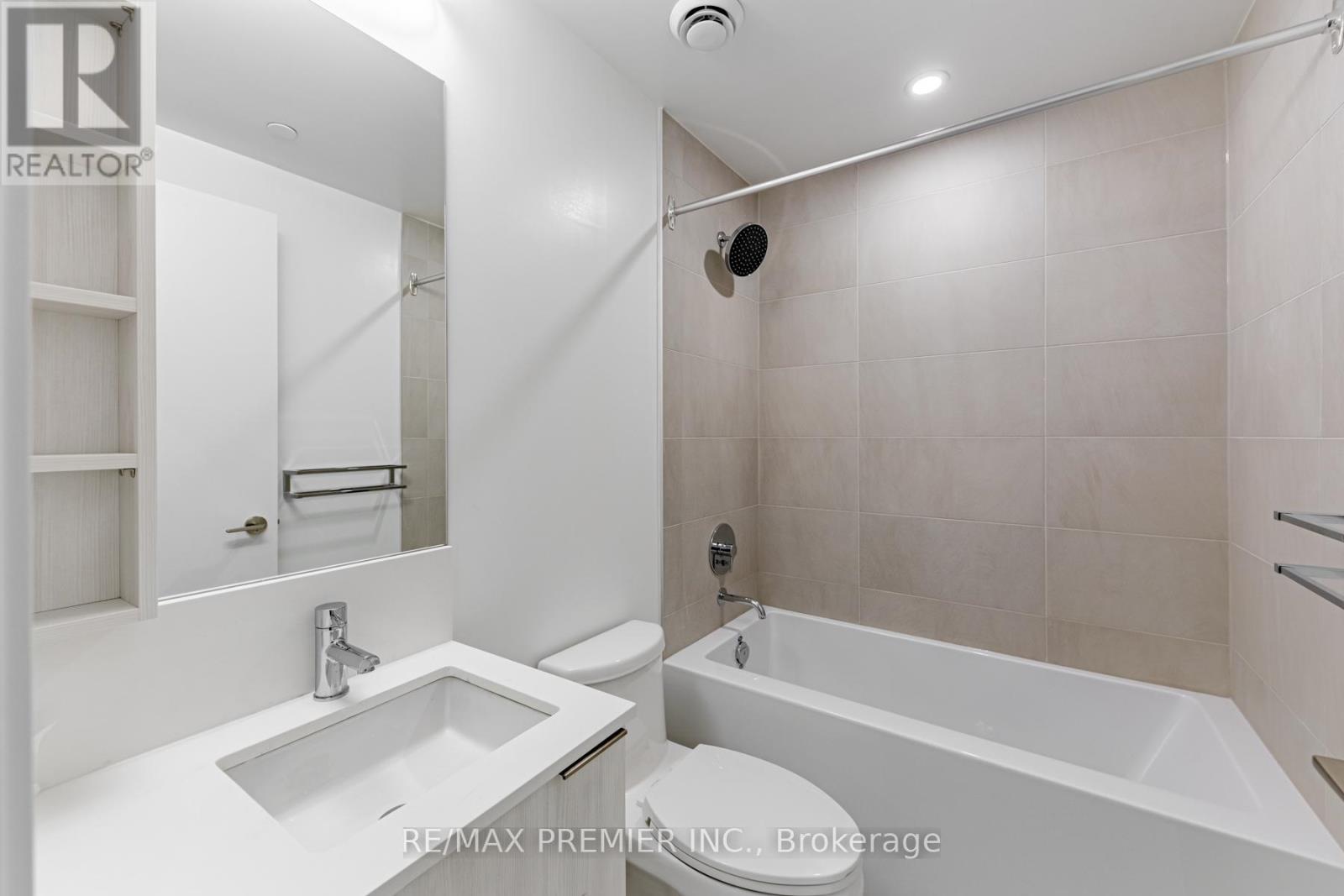 207 - 1000 Portage Parkway, Vaughan, Ontario  L4K 0L1 - Photo 14 - N13241666