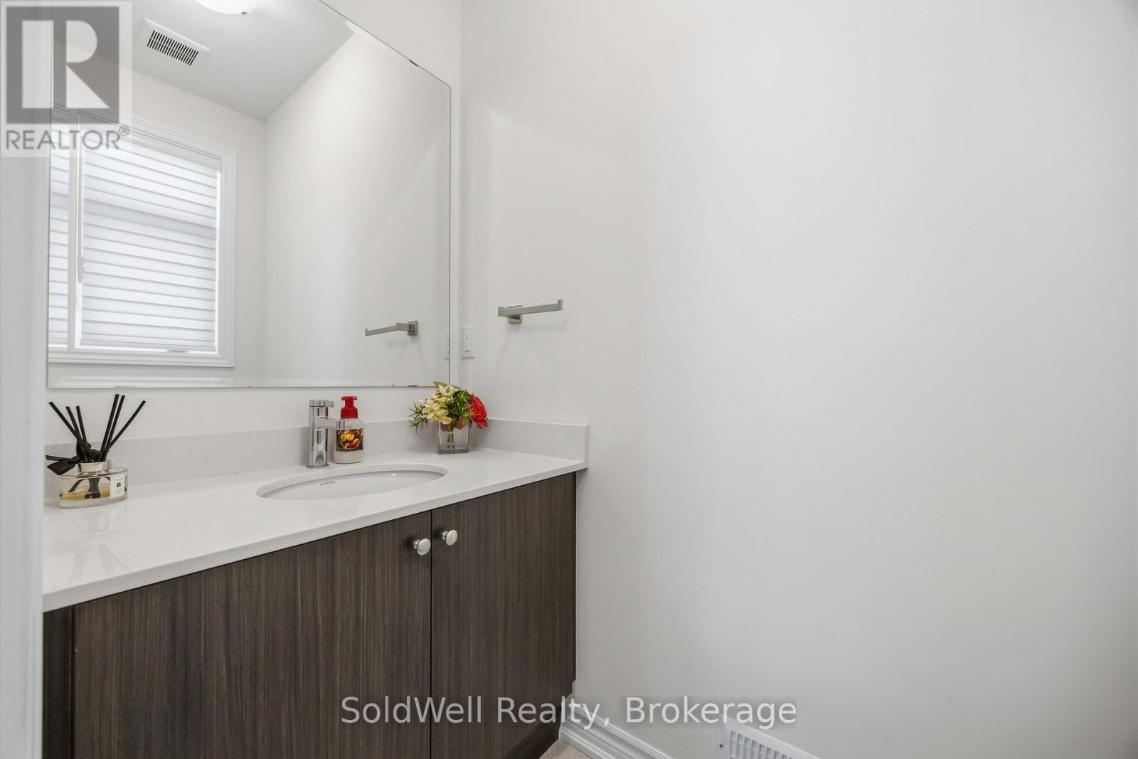 182 Silk Twist Drive, East Gwillimbury, Ontario  L9N 0V6 - Photo 16 - N13241702
