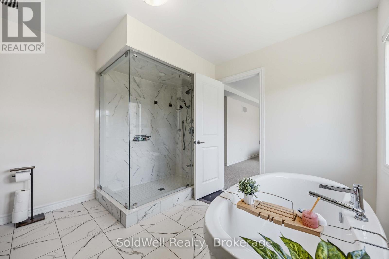 182 Silk Twist Drive, East Gwillimbury, Ontario  L9N 0V6 - Photo 21 - N13241702