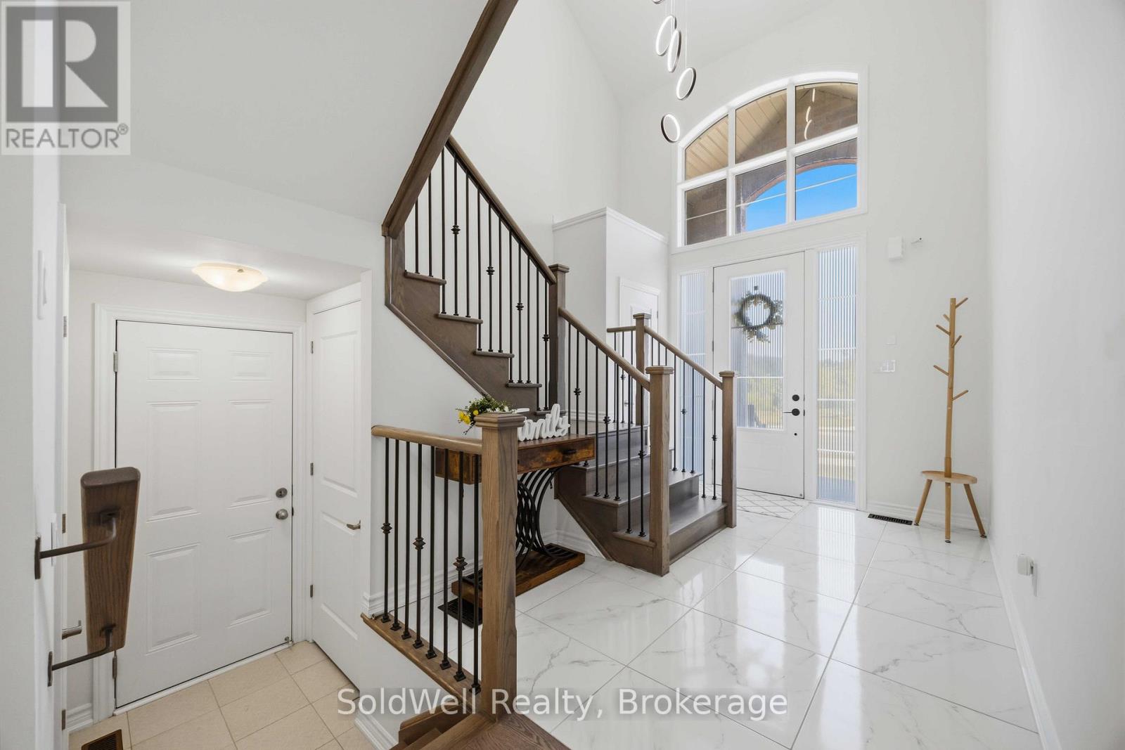 182 Silk Twist Drive, East Gwillimbury, Ontario  L9N 0V6 - Photo 3 - N13241702