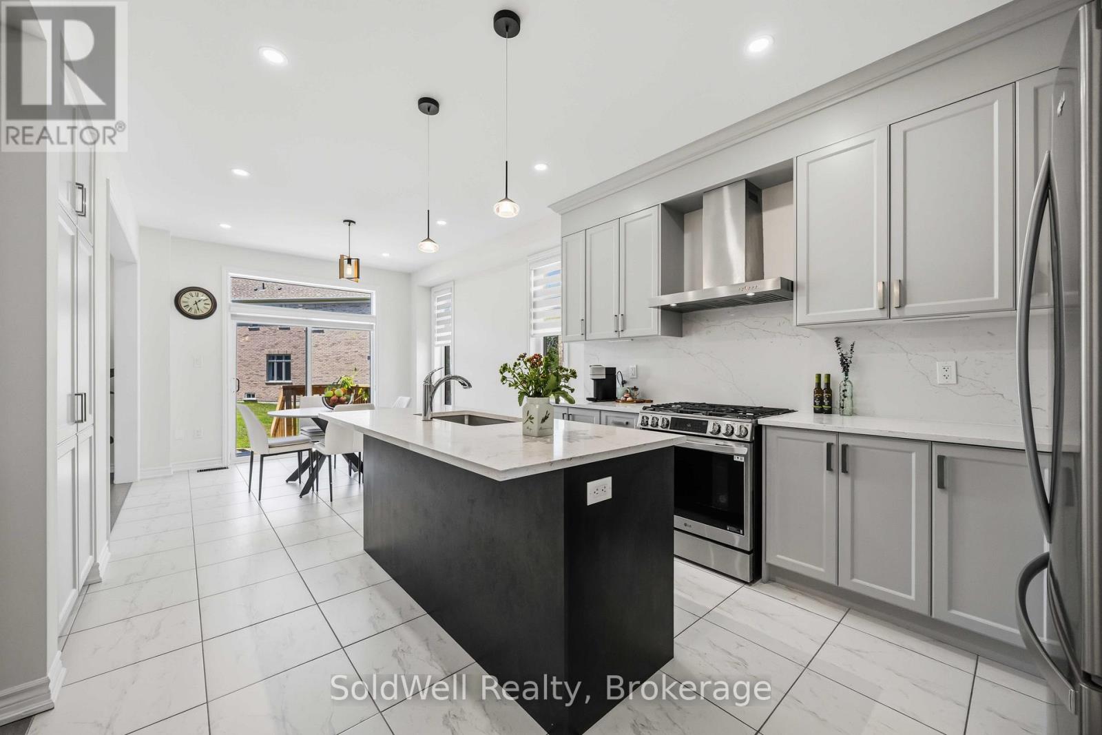 182 Silk Twist Drive, East Gwillimbury, Ontario  L9N 0V6 - Photo 7 - N13241702