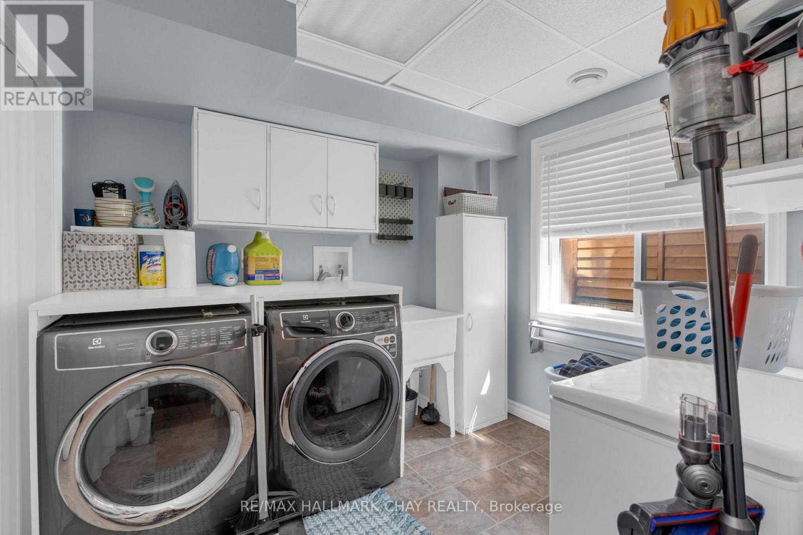 1403 Benson Street, Innisfil, Ontario  L9S 0C7 - Photo 15 - N13241728