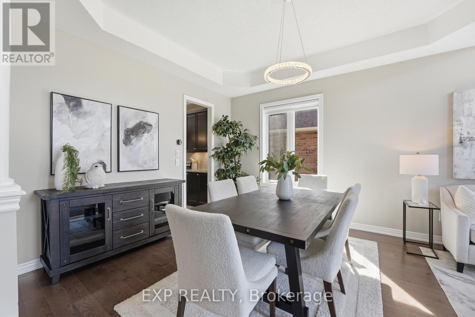 25 Manor Forest Road, East Gwillimbury (Mt Albert), Ontario  L0G 1M0 - Photo 12 - N13241748