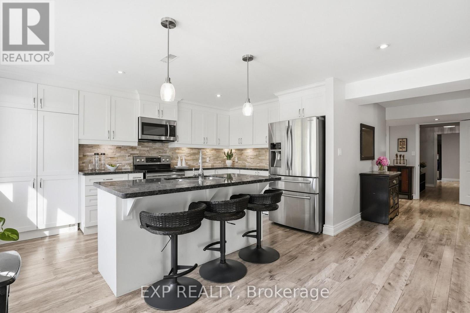 25 Manor Forest Road, East Gwillimbury (Mt Albert), Ontario  L0G 1M0 - Photo 28 - N13241748