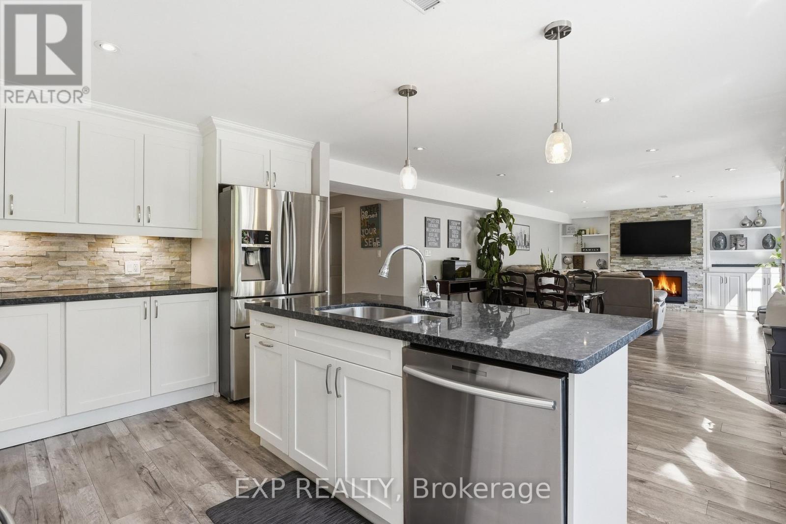 25 Manor Forest Road, East Gwillimbury (Mt Albert), Ontario  L0G 1M0 - Photo 29 - N13241748