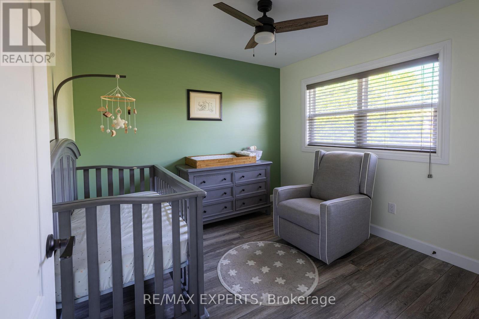 213 Melbourne Drive, Bradford West Gwillimbury (Bradford), Ontario  L3Z 2Y8 - Photo 18 - N13241798