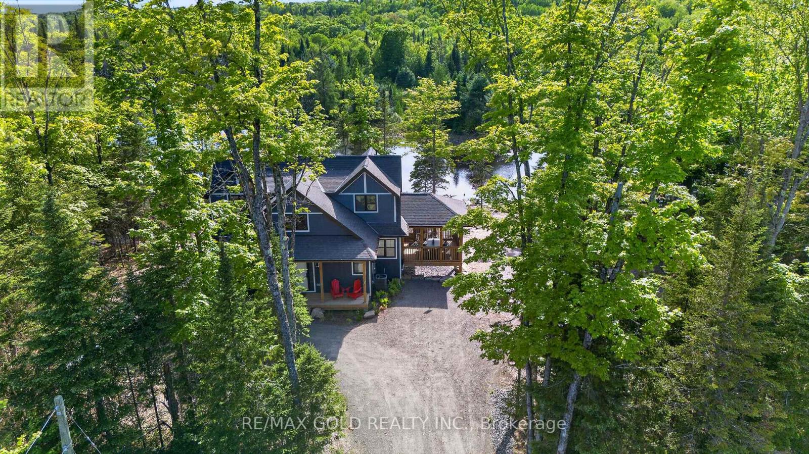 1011 Ridgeline Drive, Lake Of Bays, Ontario  P1H 2J6 - Photo 2 - X13210062