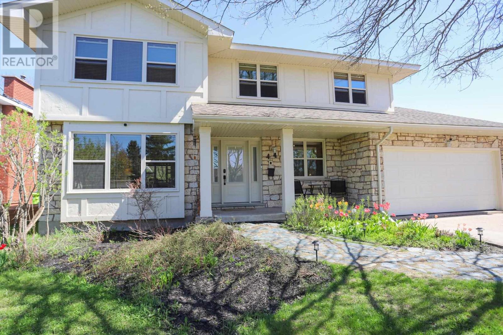 44 Woodhurst Dr, Sault Ste. Marie, Ontario  P6C 5Y9 - Photo 3 - SM261236
