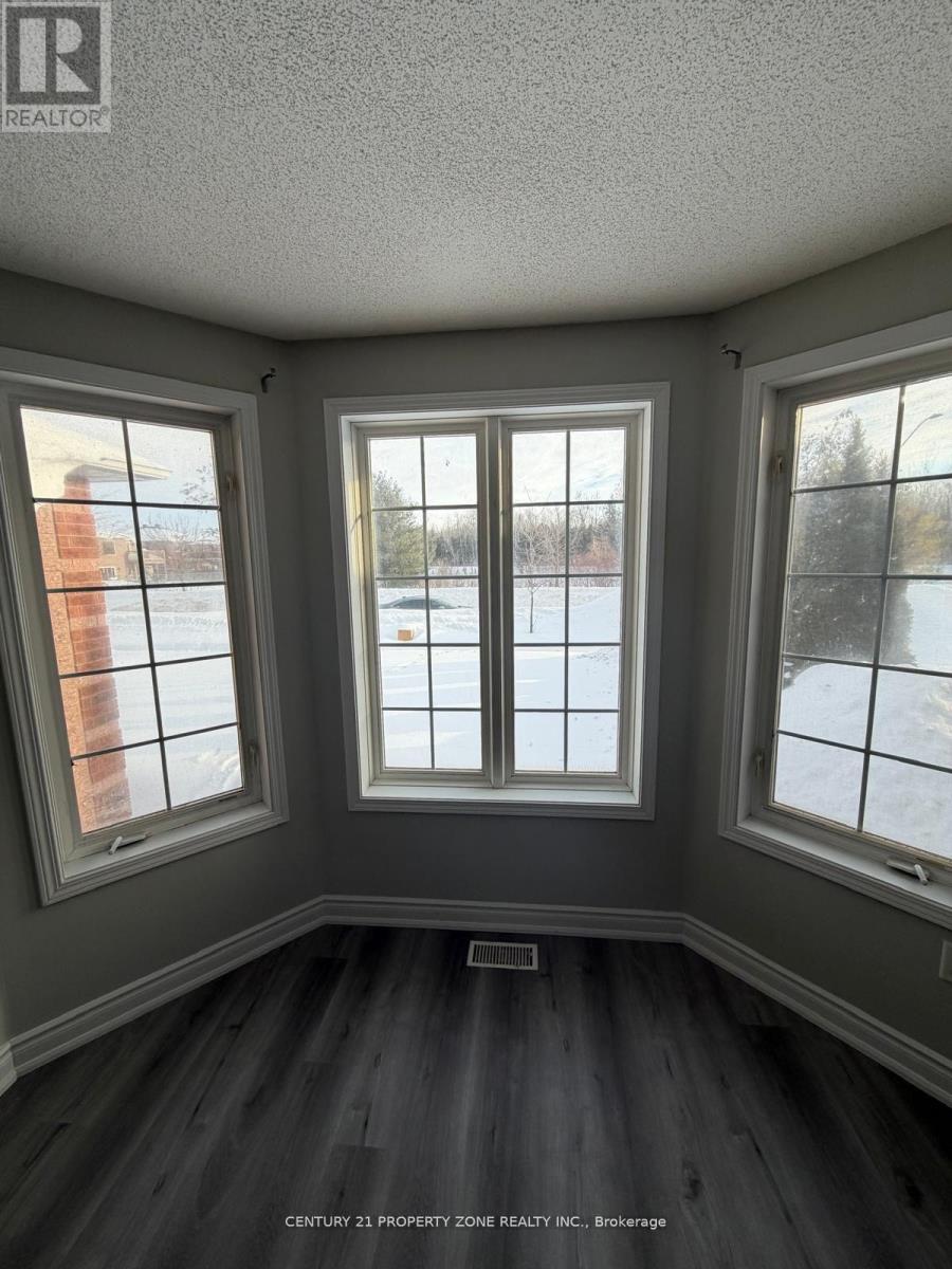 42 Patrick Drive, Barrie (Painswick South), Ontario  L4N 0H1 - Photo 13 - S13241712
