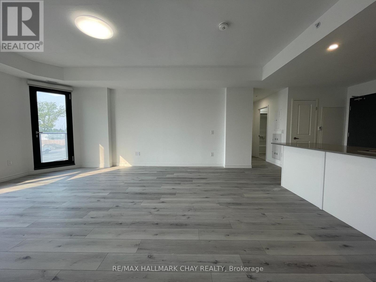 203 - 30 Hanmer Street W, Barrie (West Bayfield), Ontario  L4N 0J8 - Photo 19 - S13241876
