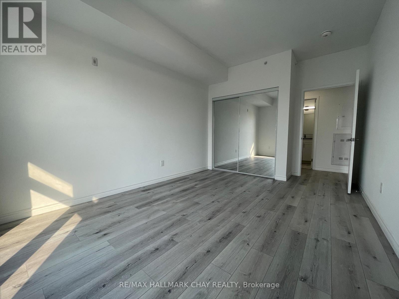 203 - 30 Hanmer Street W, Barrie (West Bayfield), Ontario  L4N 0J8 - Photo 24 - S13241876
