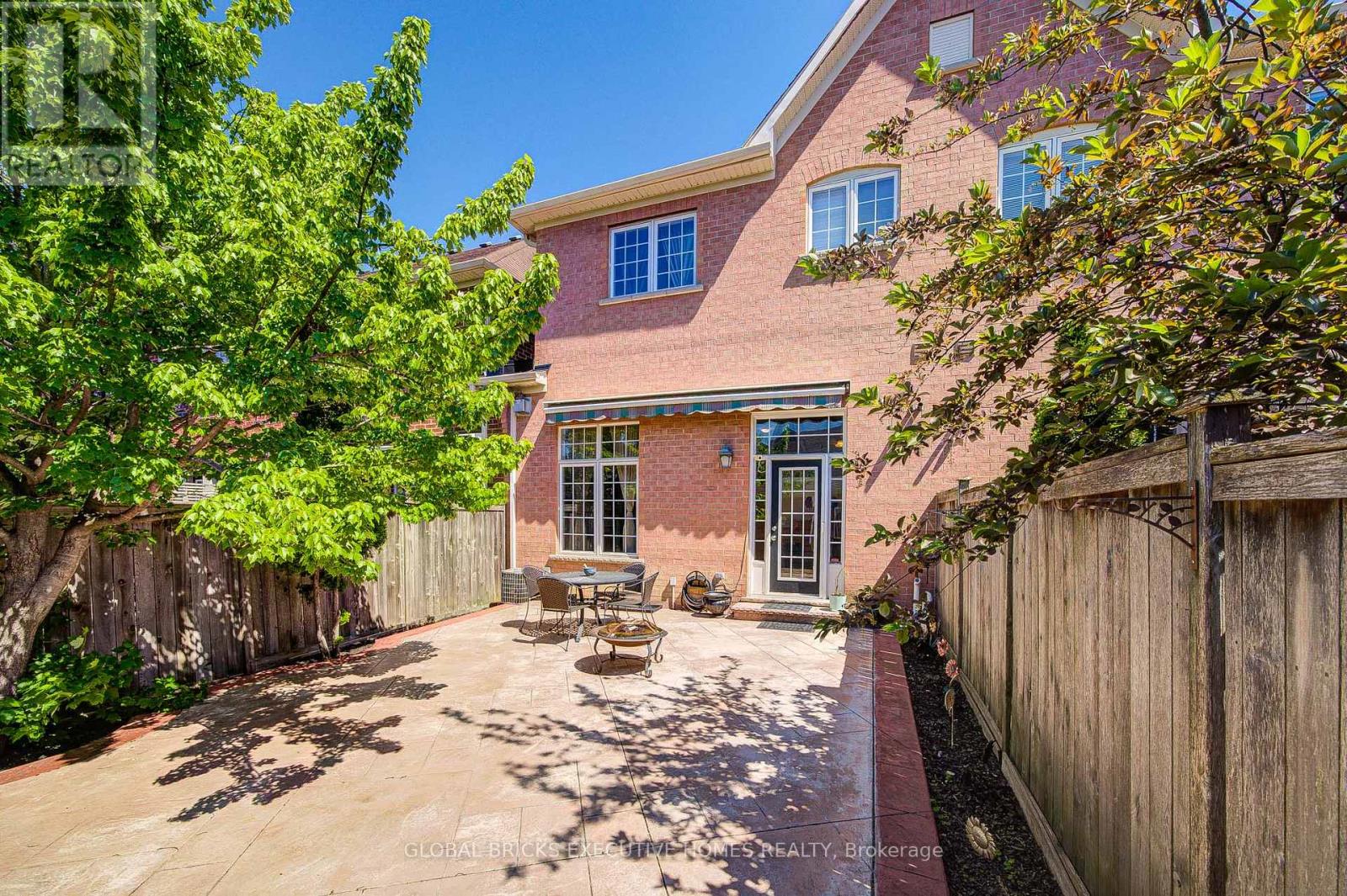 3885 Eglinton Avenue, Mississauga, Ontario  L5M 7Z7 - Photo 43 - W13241642