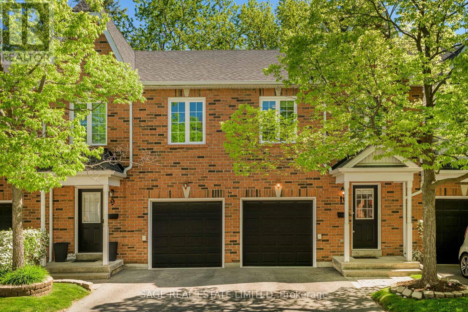 10 - 5427 Lakeshore Road, Burlington, Ontario  L7L 1E1 - Photo 2 - W13241818