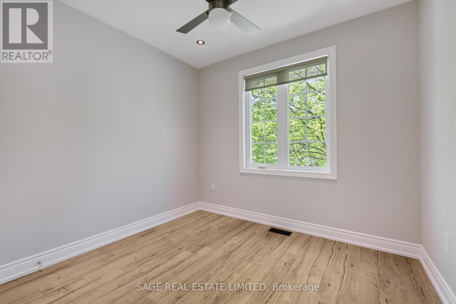 10 - 5427 Lakeshore Road, Burlington, Ontario  L7L 1E1 - Photo 26 - W13241818