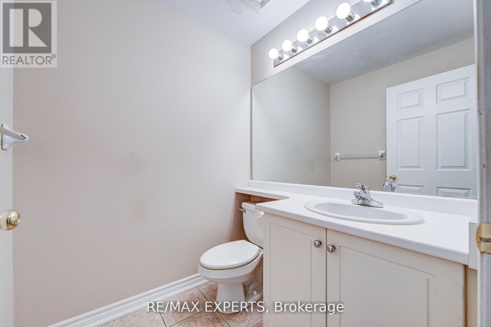 102 - 391 Plains Road E, Burlington, Ontario  L7T 4M2 - Photo 23 - W13241836