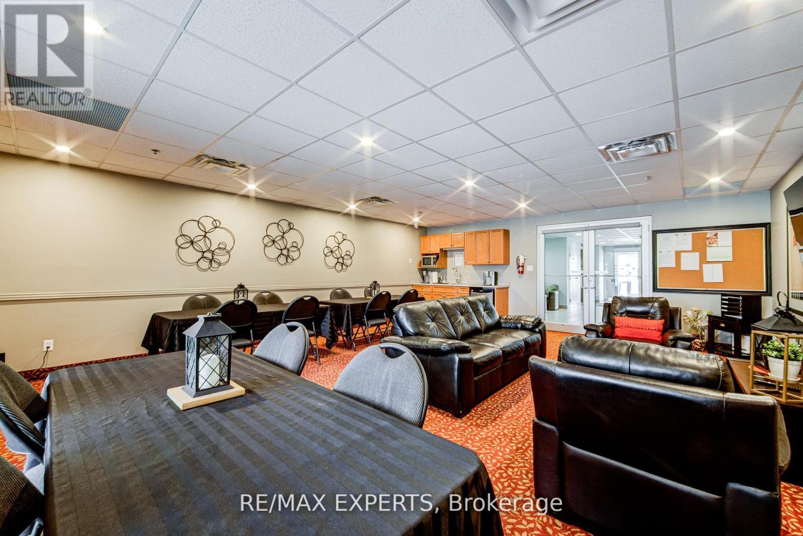 102 - 391 Plains Road E, Burlington, Ontario  L7T 4M2 - Photo 38 - W13241836