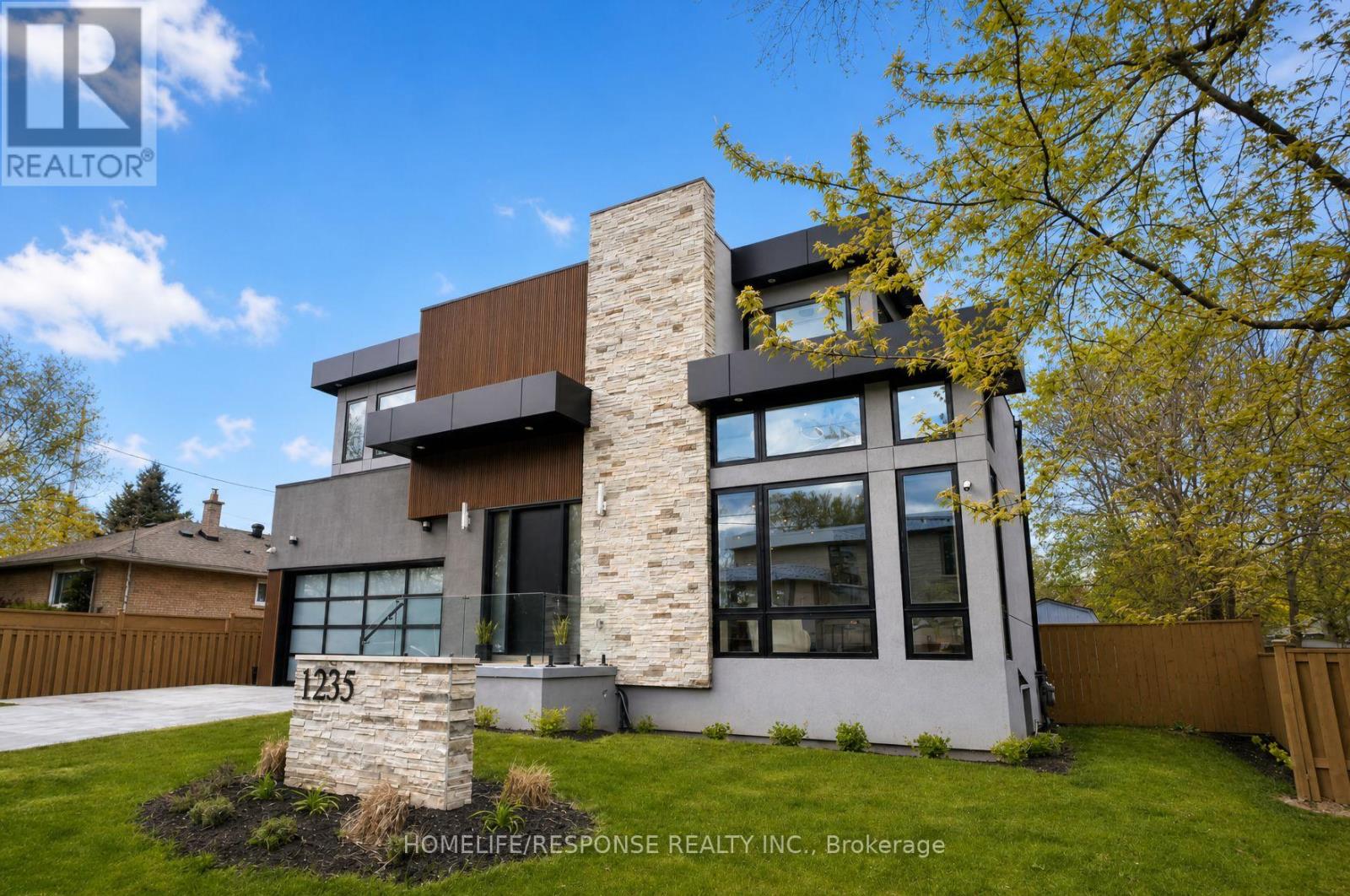 1235 Whittington Road, Mississauga, Ontario  L5J 3J8 - Photo 4 - W13241842