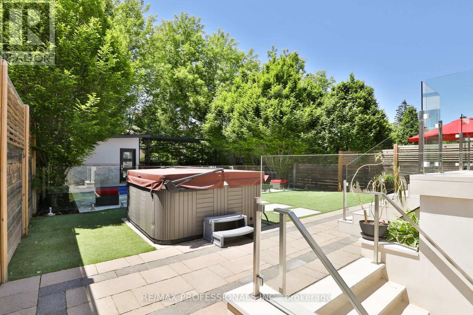 54 Renown Road, Toronto, Ontario  M9A 2E5 - Photo 46 - W13241926