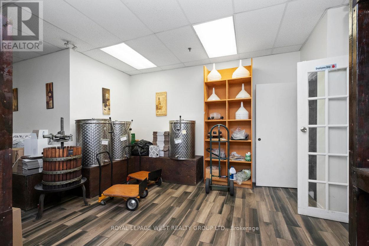 45 Densley Avenue, Toronto, Ontario  M6M 2P5 - Photo 35 - W13241976